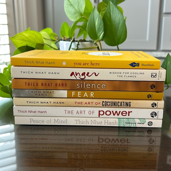 📚 Thich Nhat Hanh Book Bundle (7) 📚 - Picture 2 of 2